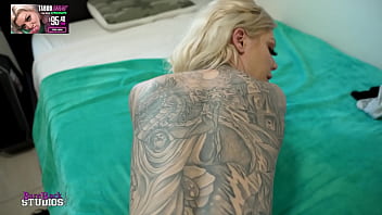 Karma RX in Mischievous Step Aunt-in-law Dares Me to Just put the Apex in her Arse